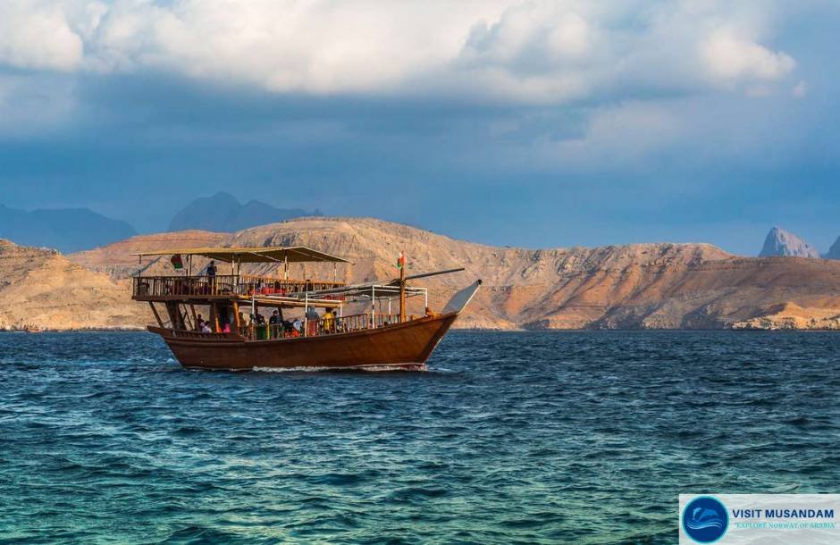 What are the best times for a family vacation in Musandam?