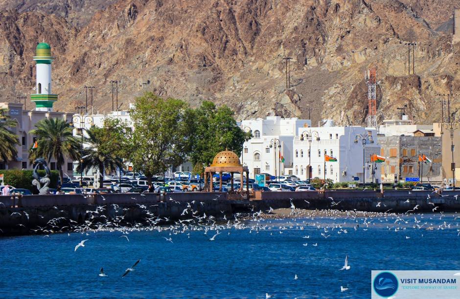 What is the best season to visit Oman?