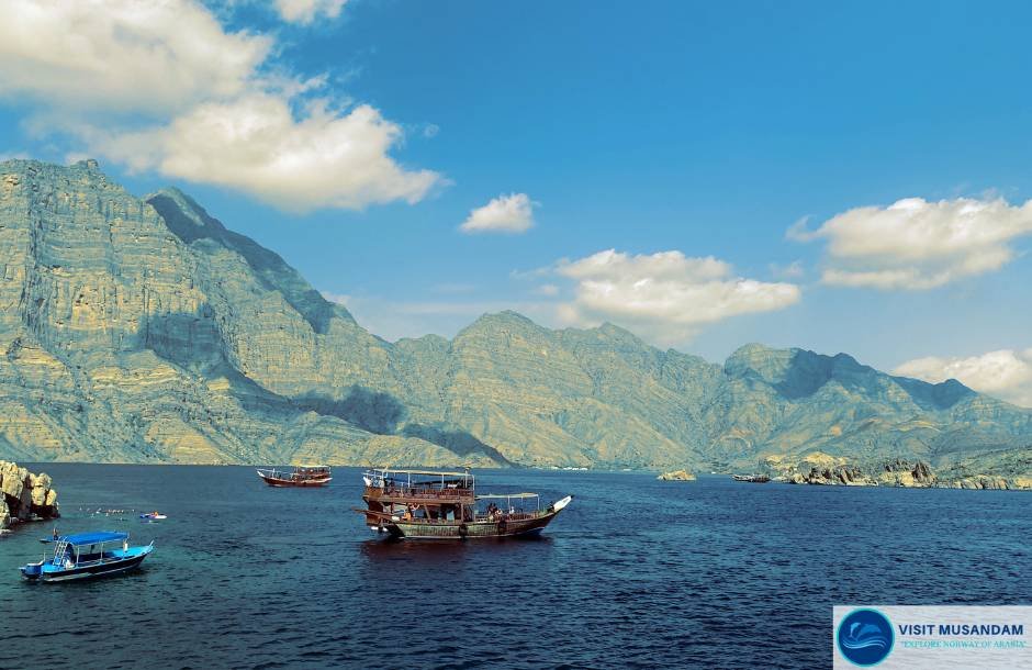 Why is Musandam's dhow cruise experience a highlight?